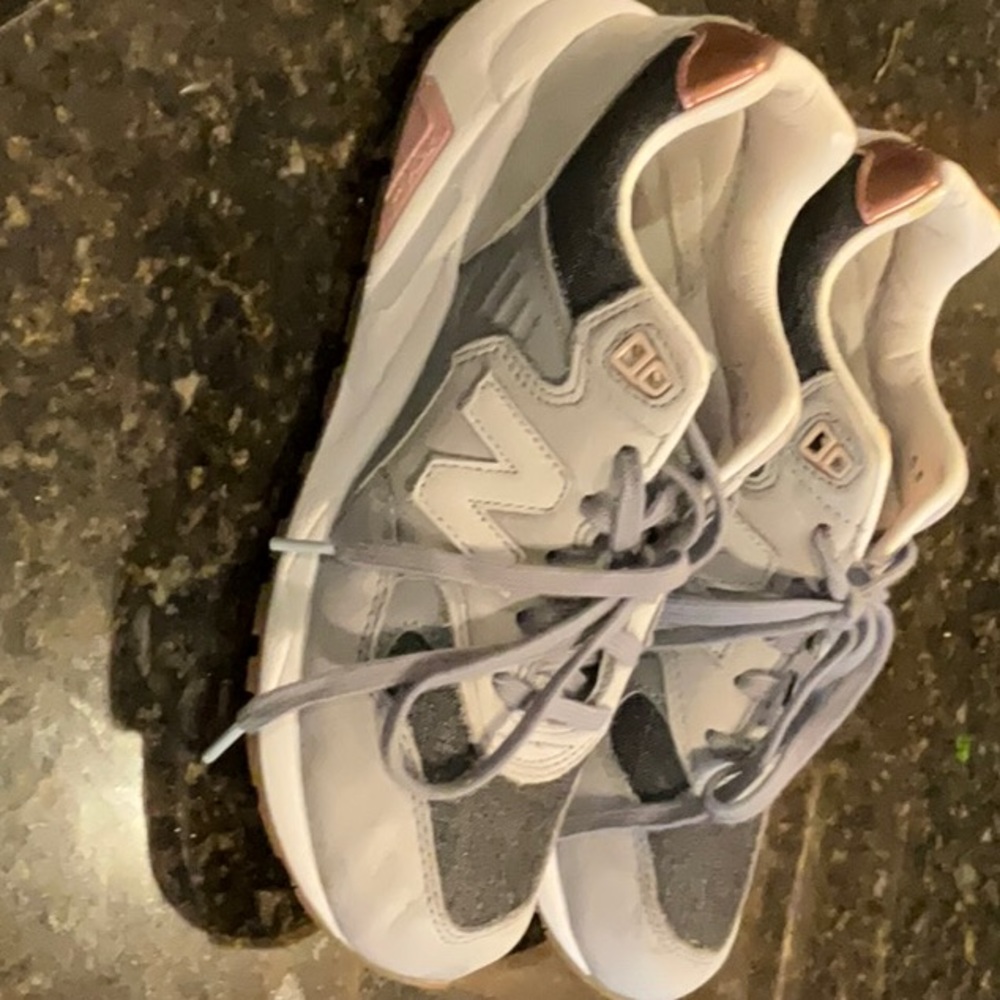 New Balance Women’s 580 Sneakers